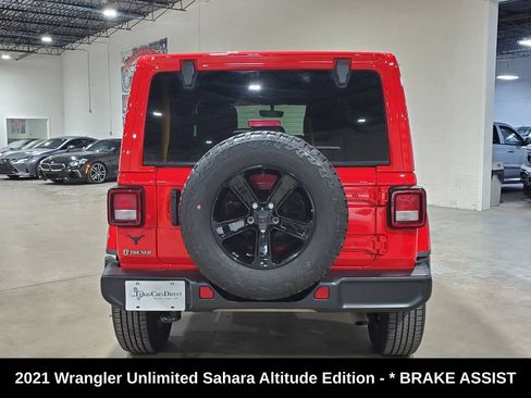 Used 2021 Jeep Wrangler Unlimited Sahara AWD/4WD image 11