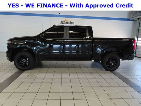 Used 2021 Chevrolet Silverado 1500 LT Trail Boss AWD/4WD image 3
