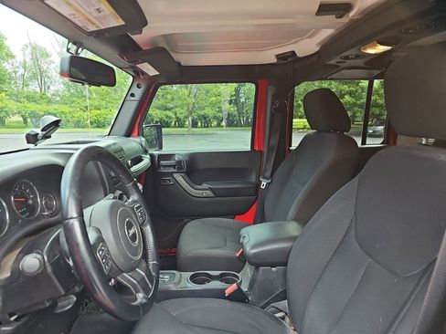 Used 2016 Jeep Wrangler Unlimited Sport w/ Quick Order Package 24S AWD/4WD image 19
