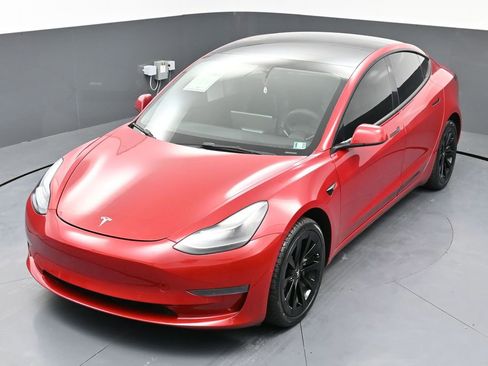 Used 2022 Tesla Model 3 Standard Range image 47