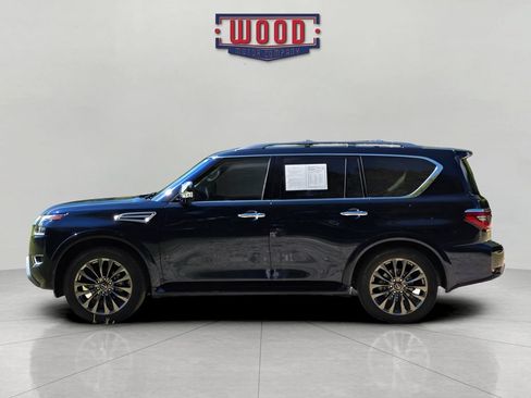 Used 2023 Nissan Armada Platinum w/ Captain's Chairs Package AWD/4WD image 4