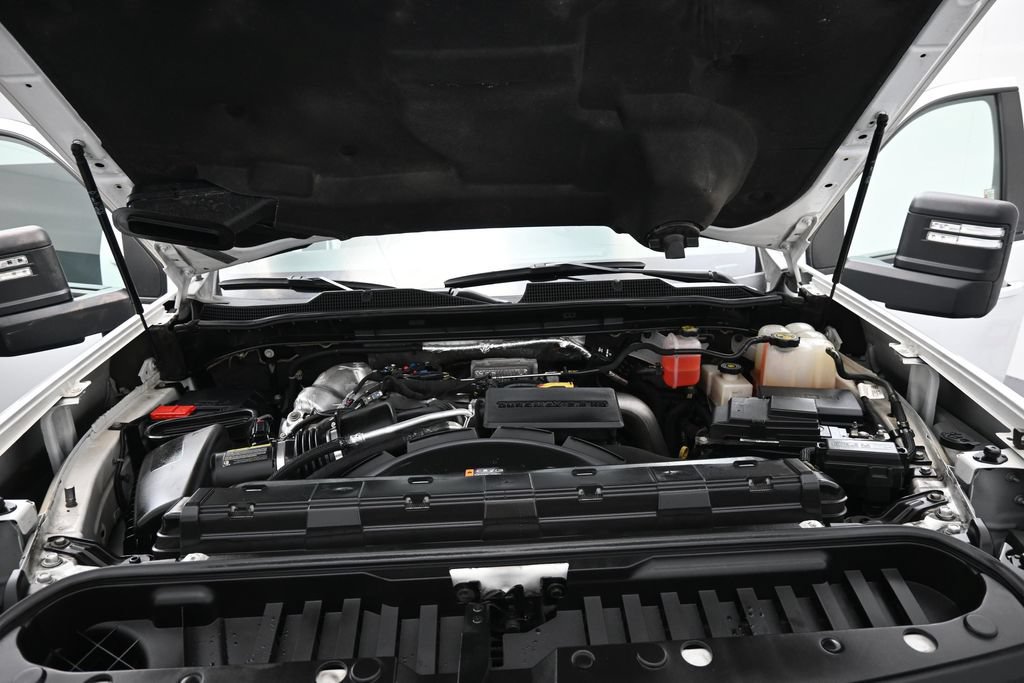 Used 2023 Chevrolet Silverado 2500 LT AWD/4WD image 30