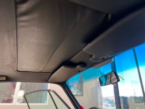 Used 1997 Porsche 911 Carrera 4S image 30