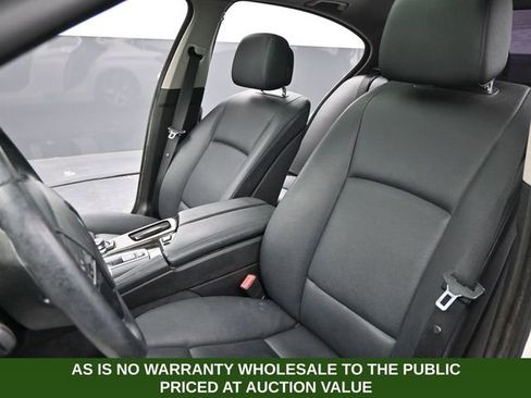 Used 2013 BMW 528i Sedan image 11