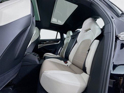 New 2026 Porsche Panamera image 24