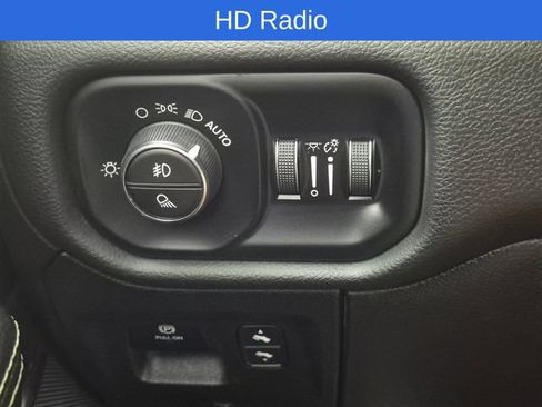 Used 2024 RAM 1500 Laramie AWD/4WD image 17