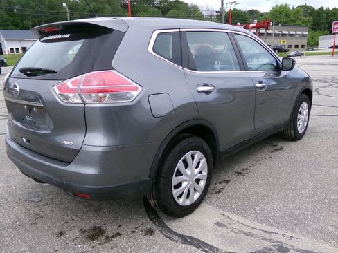 Used 2015 Nissan Rogue S AWD/4WD image 10