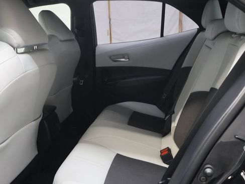 Used 2019 Toyota Corolla XSE FWD image 14