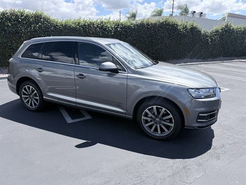 Used 2018 Audi Q7 3.0T Premium Plus image 5