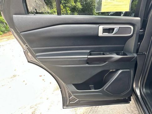 Used 2020 Ford Explorer XLT w/ Equipment Group 202A image 23