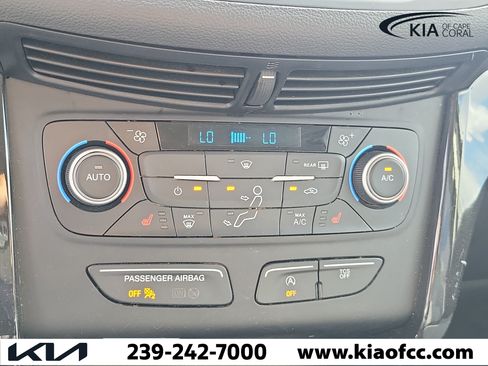 Used 2019 Ford Escape SE FWD image 28
