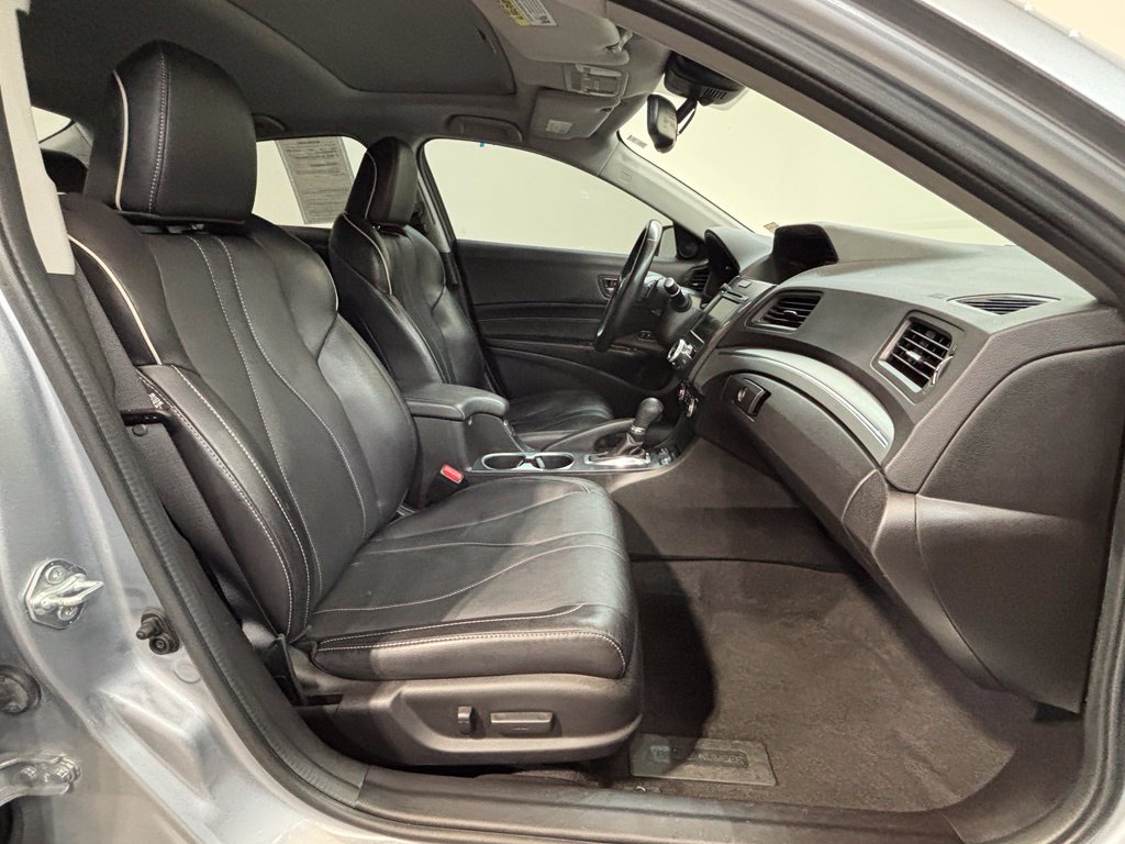 Used 2021 Acura ILX w/ Premium Package FWD image 33