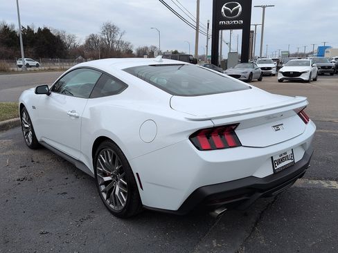 Used 2024 Ford Mustang GT Premium image 5
