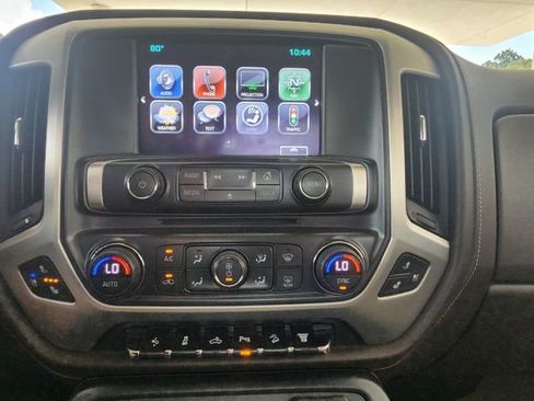 Used 2017 GMC Sierra 2500 SLT w/ Duramax Plus Package AWD/4WD image 33