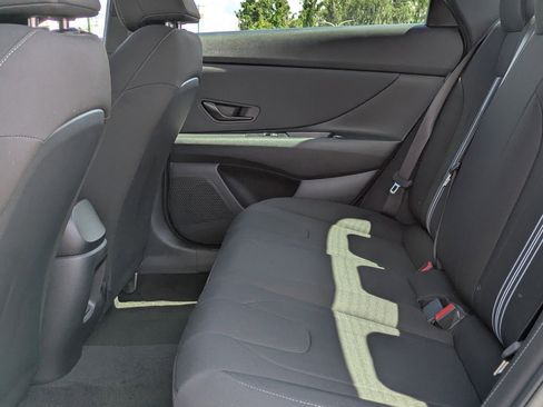 New 2025 Hyundai Elantra Sport image 15