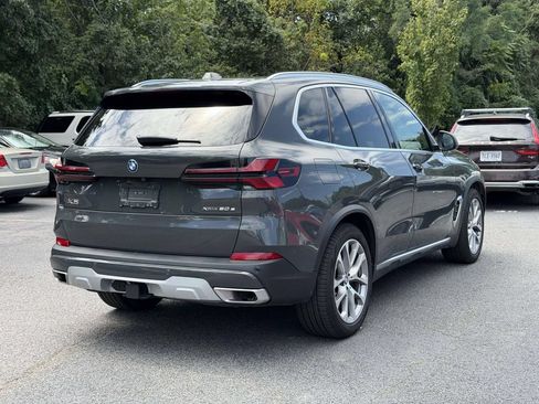 Used 2025 BMW X5 xDrive50e AWD/4WD image 2