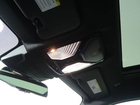 New 2026 BMW X6 xDrive40i w/ Climate Comfort Package image 25