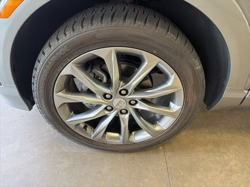 Used 2024 Buick Encore GX Avenir AWD/4WD image 9
