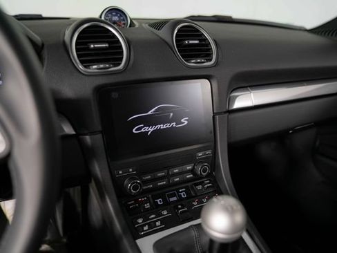 Used 2024 Porsche 718 Cayman S RWD image 19