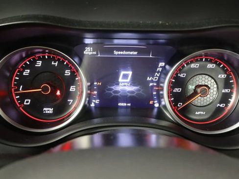 Used 2023 Dodge Charger SXT RWD image 11