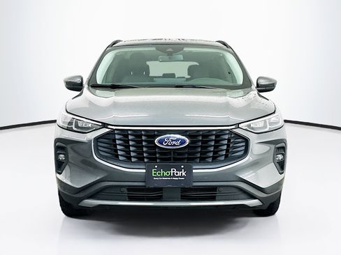 Used 2025 Ford Escape Platinum AWD/4WD image 2