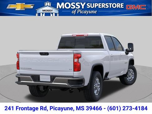 New 2026 Chevrolet Silverado 3500 LT AWD/4WD image 4