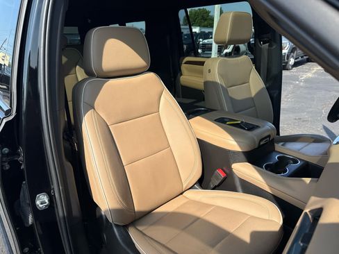 Certified 2022 Chevrolet Suburban Premier AWD/4WD image 30