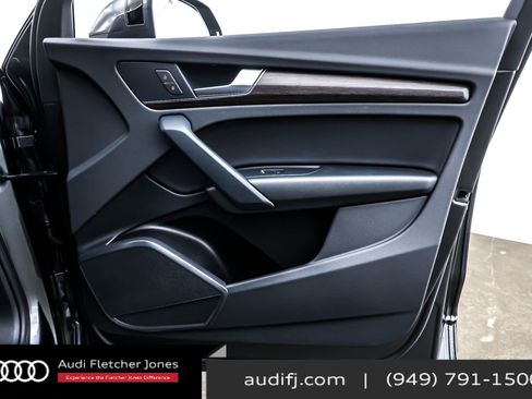 Used 2023 Audi Q5 2.0T Premium w/ Convenience Package image 25