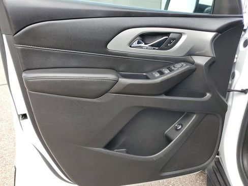 Used 2022 Chevrolet Traverse LT w/ LPO, 'HIT The Road' Package image 12
