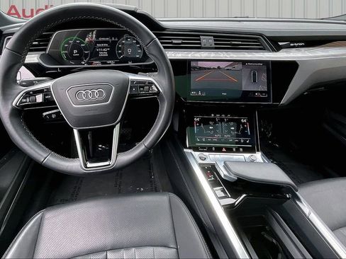Used 2024 Audi Q8 e-tron Premium Plus w/ Premium Plus Package AWD/4WD image 7