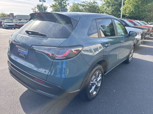 New 2026 Honda HR-V LX image 3