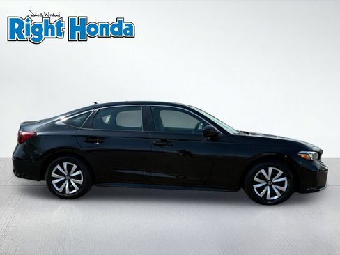 Used 2025 Honda Civic LX image 9