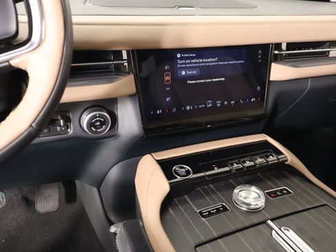 New 2026 Lincoln Navigator Black Label AWD/4WD image 6