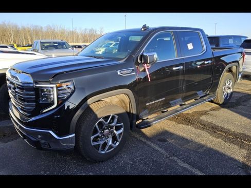 Used 2024 GMC Sierra 1500 SLT w/ SLT Premium Plus Package image 1