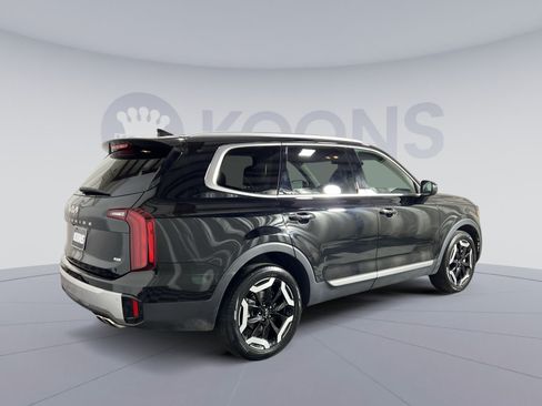 Used 2023 Kia Telluride S AWD/4WD image 7