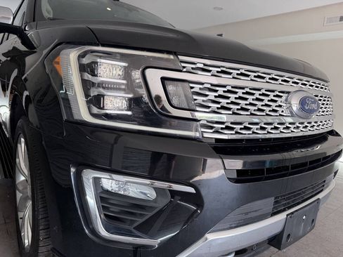 Used 2018 Ford Expedition Platinum AWD/4WD image 9