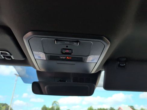 Used 2025 Toyota Tacoma SR5 RWD image 31