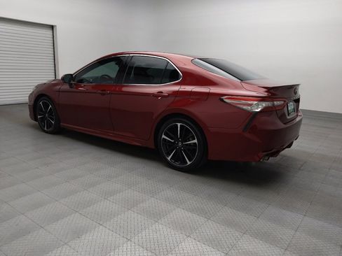 Used 2018 Toyota Camry XSE image 5