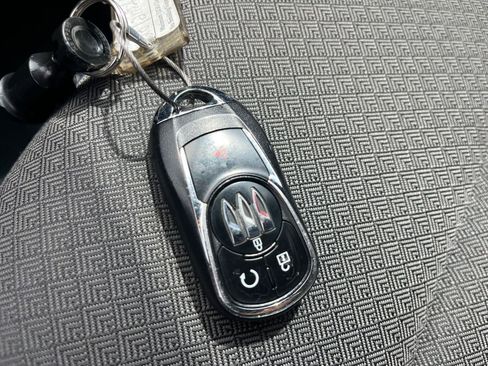 Used 2025 Buick Encore GX Preferred FWD image 25