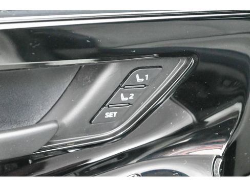 Used 2023 Subaru Solterra AWD image 30