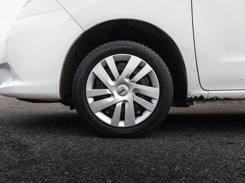 Used 2020 Nissan NV200 SV w/ Back Door Glass Package image 9