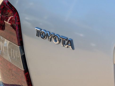 Used 2007 Toyota Highlander 2WD w/ 3rd Row image 28