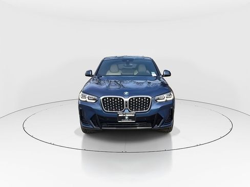 Used 2022 BMW X4 xDrive30i w/ M Sport Package 2 AWD/4WD image 6