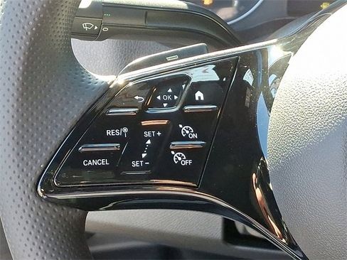 Used 2025 Mercedes-Benz Sprinter 2500 image 19