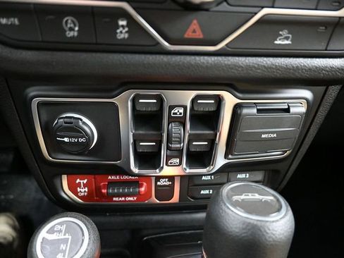 New 2026 Jeep Gladiator Willys image 29