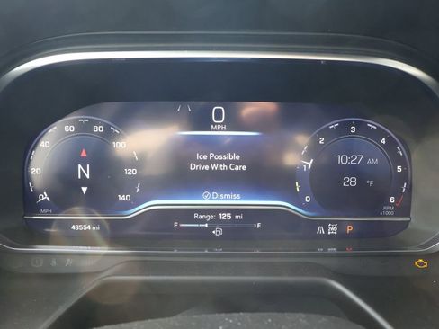 Certified 2024 Chevrolet Suburban Z71 w/ Off-Road Capability Package image 16