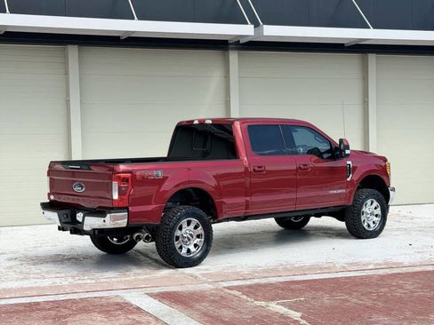Used 2017 Ford F250 Lariat w/ Lariat Ultimate Package AWD/4WD image 10