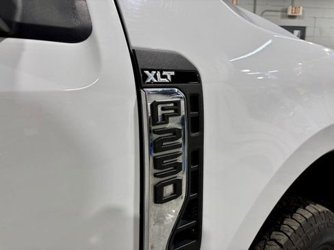 Used 2024 Ford F250 XLT w/ FX4 Off-Road Package AWD/4WD image 34
