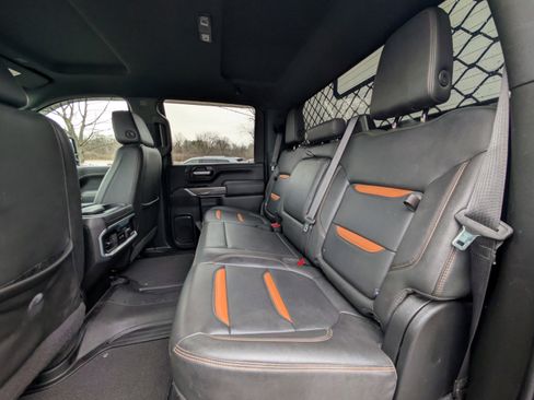 Used 2022 GMC Sierra 2500 AT4 w/ Snow Plow Prep/Camper Package image 33