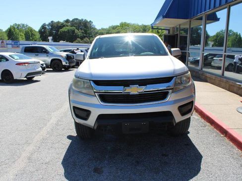 Used 2017 Chevrolet Colorado W/T w/ WT Convenience Package RWD image 2
